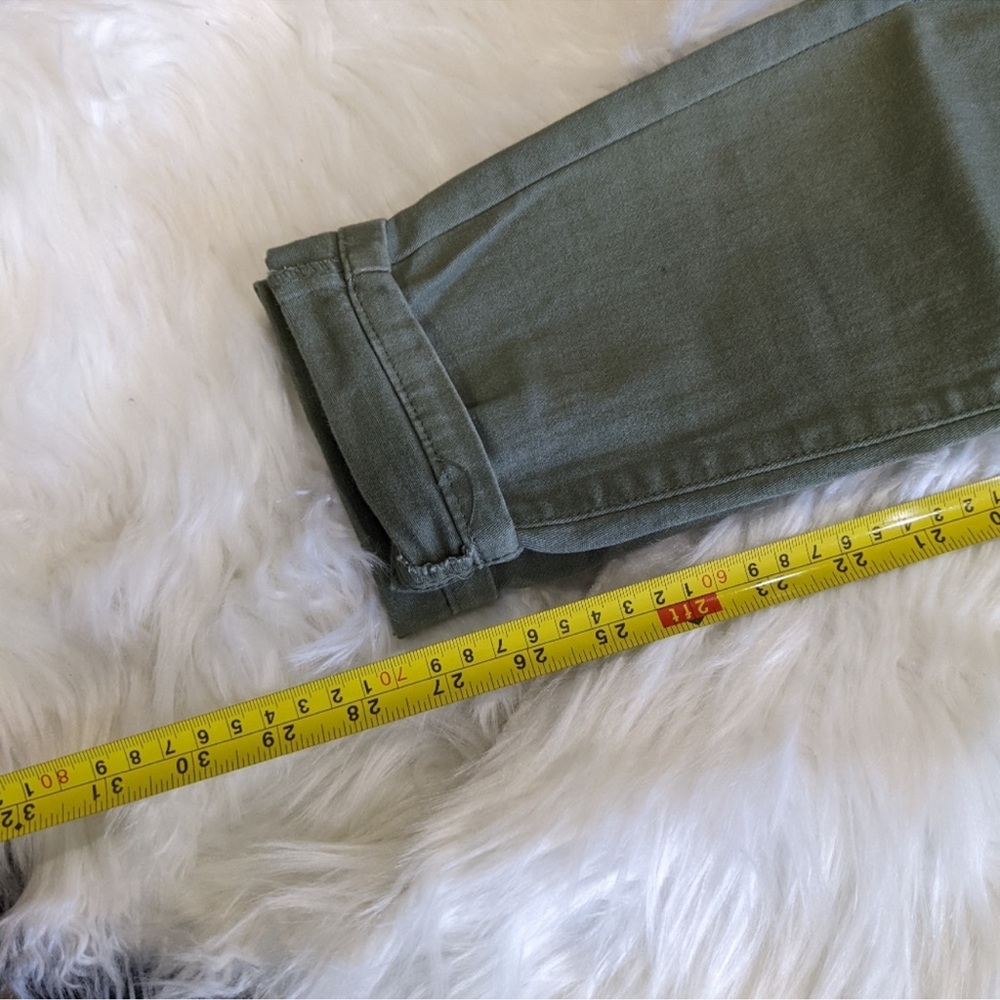 Refuge Olive Pants - Picture 6 of 7